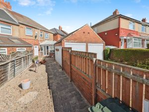 Photo 13- click for photo gallery